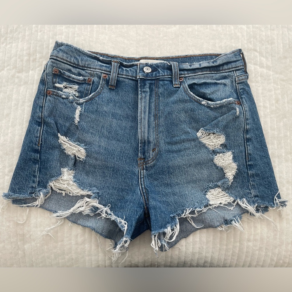 Abercrombie & Fitch High Rise Mom Shorts Distressed|Blue